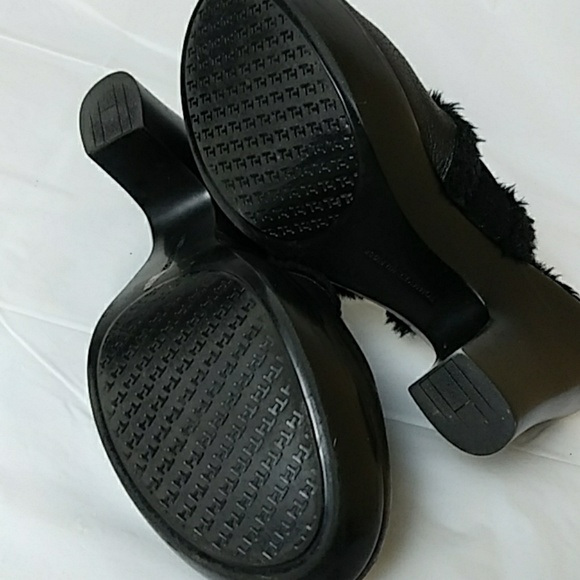 Tommy Hilfiger slip on faux fur lined clogs - Picture 7 of 8